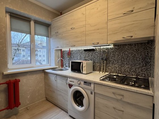 Оренда 2к квартири вулиця Короля Данила