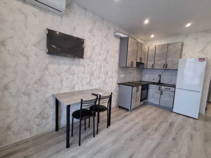 Перша сдача!ЖК Бургундія,Сингаївського 2-Б, затишна сучасна студія, низький поверх - фото 1