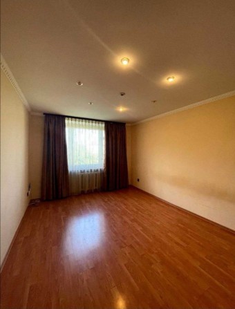 Оренда, центр,Бандери 62

Для сімї.

На довготривалий - фото 1