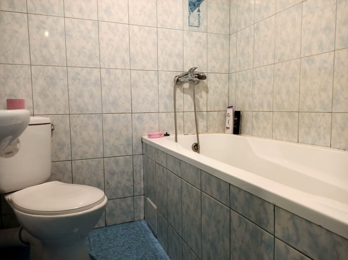 Оренда просторої 2хкім кв в Ірпені! Центр! 80м.кв. - фото 1