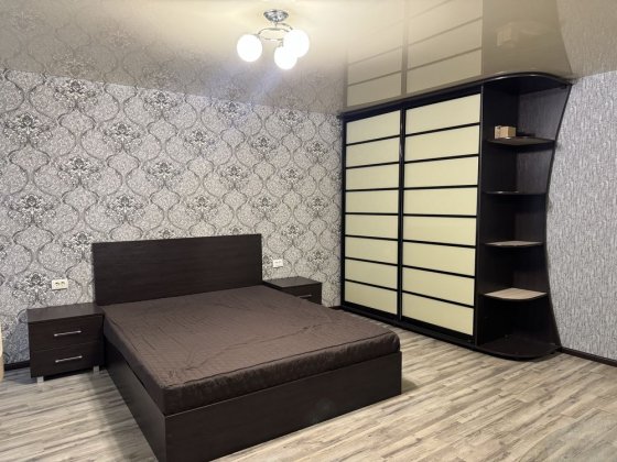 Оренда 1-кімнатної квартири біля Соцміста на вул. Соборності (Косіора)