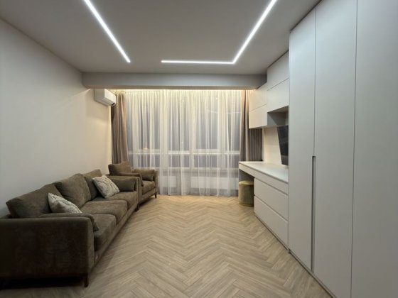 Перша сдача дизайнерськоі квартири 1-Кім . Центр Кременчуг