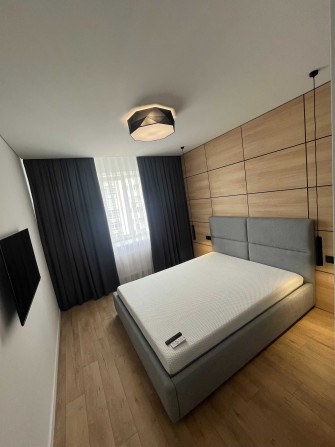 Здається в оренду стильна 2-х кімнатна квартира в центрі міста . - фото 1