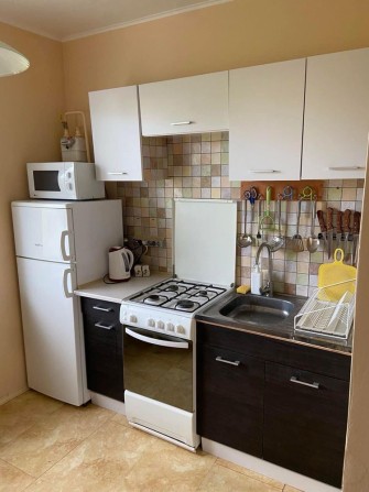 Довгострокова оренда однокімнатної квартири в р-н 33-го кварталу - фото 1