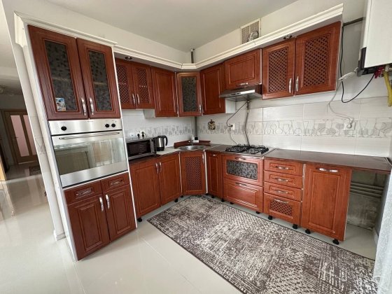 Оренда 3 км квартири в центральній частині міста