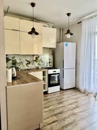 Оренда ЖК Статус  , Індивідуальне газове, Центр - фото 1