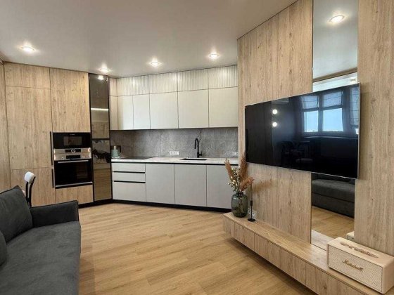 Оренда дизайнерської квартири "Kyiv Sky".  Перше поселення! Луцьк