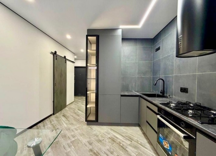 Здається квартира з дизайнерським ремонт - фото 1