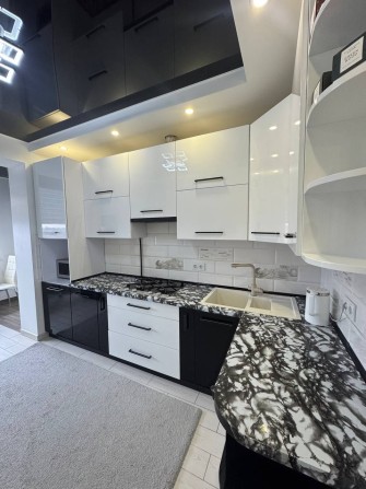 Великогабаритна 1к квартира в новобудові - фото 1