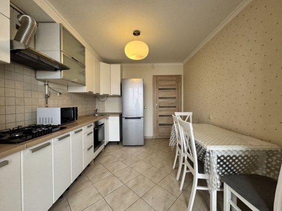 Оренда 2км квартир по вул Незалежності Ивано-Франковск