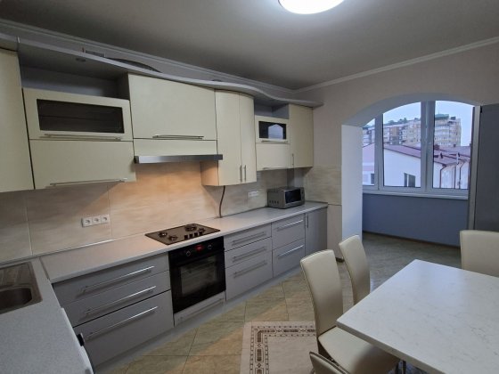 Оренда двокімнатної квартири, район Порт сіті, Там-Там. Луцьк