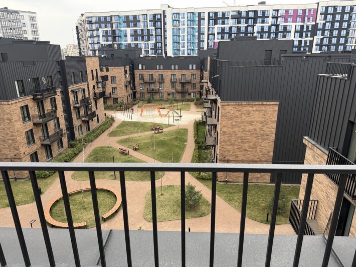 Оренда в центрі Івано-Франківська. Клубне містечко 12 - фото 1