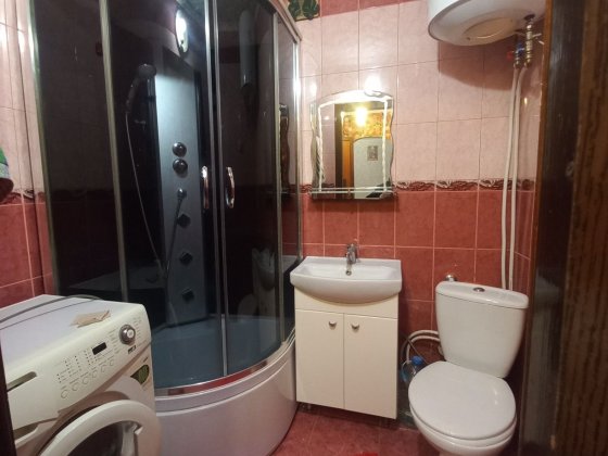 Здається в оренду однокімнатна квартира на Дзержинці Кривой Рог