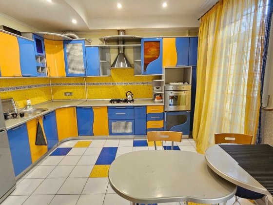 Здається 2ох кімнатна квартира по Грюнвальській Ивано-Франковск