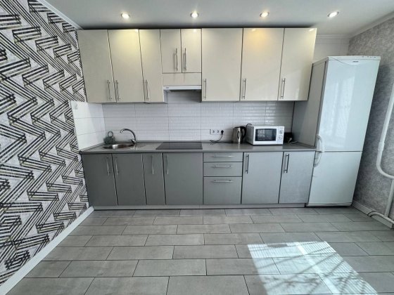 Оренда 2к квартири. Поруч Південний вокзал. Річка