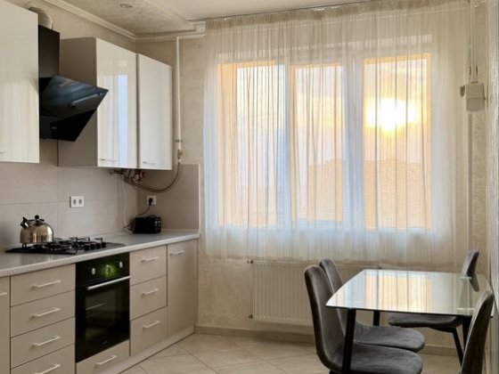 Оренда 1-кімнатної квартири в ЖК « На Щасливому» | ВІЛЬНА Ровно