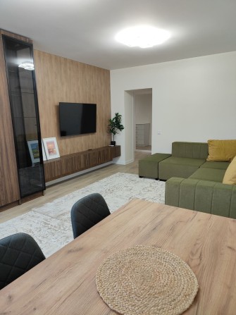 Довгострокова оренда 3-х кімнатної  квартири Рівне, центр - фото 1