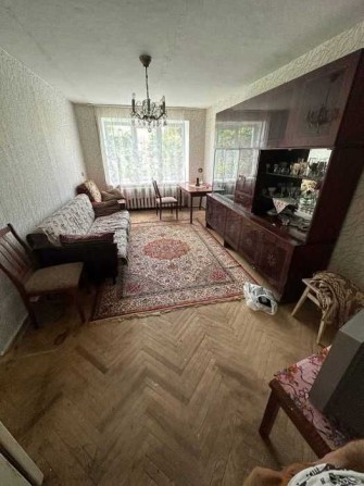 Здам в довгострокову оренду 3 кімнатну квартиру на  відродження - фото 1