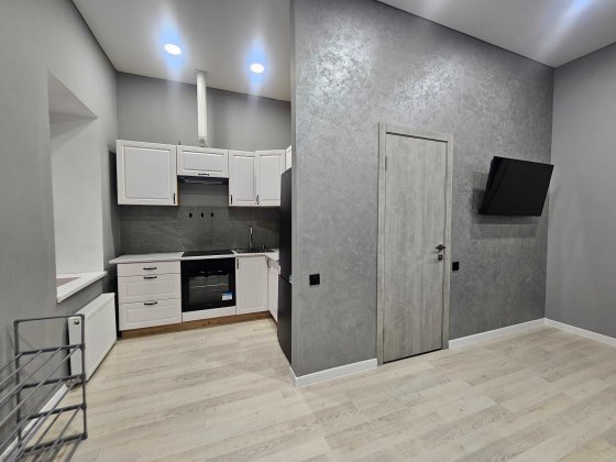 Сдается двухкомнатна сталинка с ремонтом, Свято-Николаевская Кривой Рог