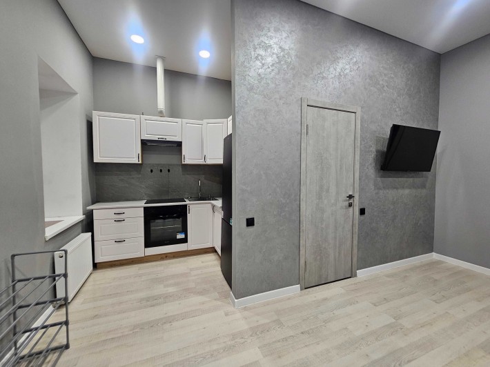 Сдается двухкомнатна сталинка с ремонтом, Свято-Николаевская - фото 1