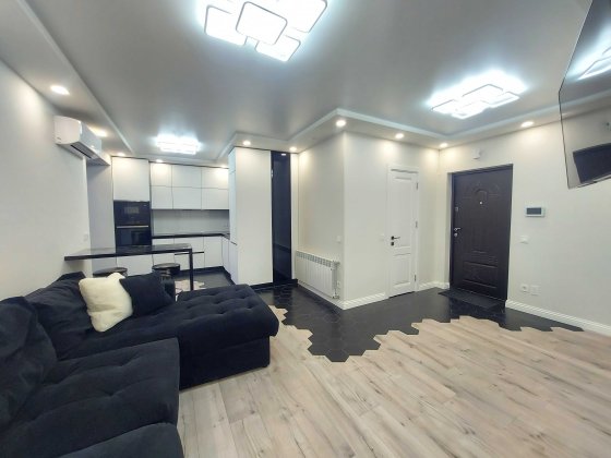 Оренда 1к квартира в.Мельника 10 (центр,р-н стометрівки) Івано-Франківськ