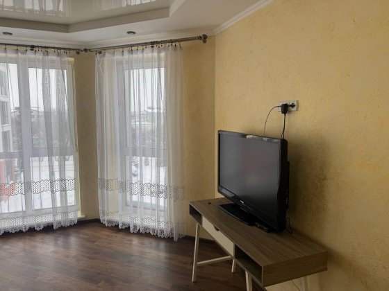 Здається  2 кімнатна квартира Рівне