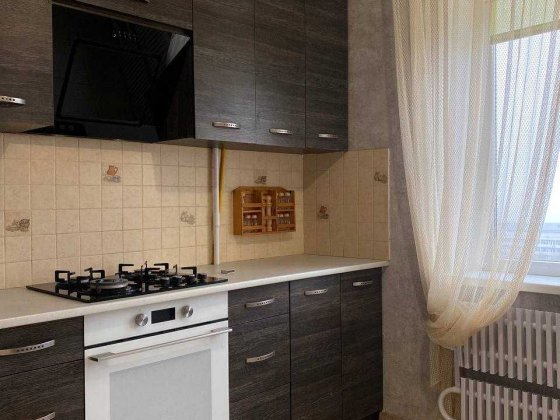 Довгострокова оренда 1-кім квартири вул. Карнаухова Ровно