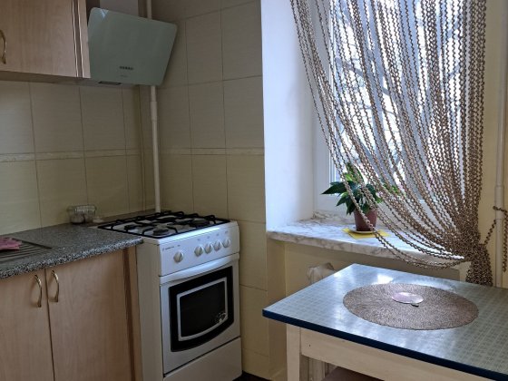 Потижнева аренда 1кім. Автовокзал власник Ровно