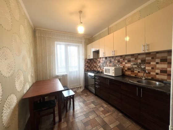 Здам 3 кімнатну квартиру Ровно