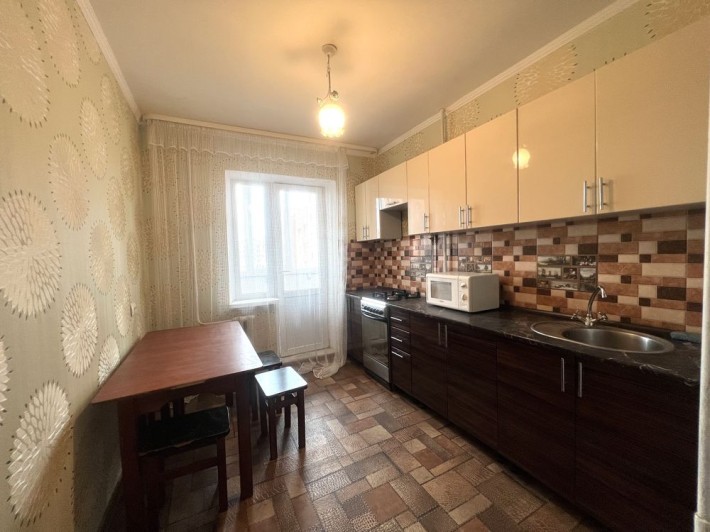 Здам 3 кімнатну квартиру - фото 1