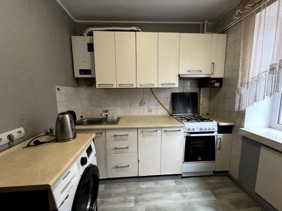 Здається в оренду 2-кімнатна квартира поруч з парком! Рівне