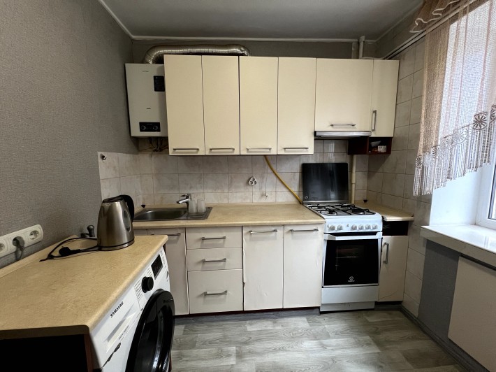 Здається в оренду 2-кімнатна квартира поруч з парком! - фото 1