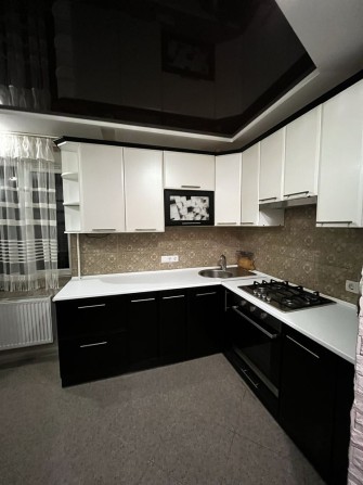 Оренда Однокімнатна квартира по вул.Ст.Дем'янчука - фото 1