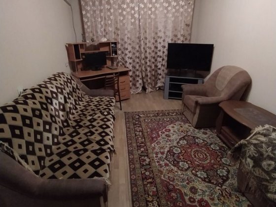 Оренда 2- кімнатної квартири на Свято-Миколаївській