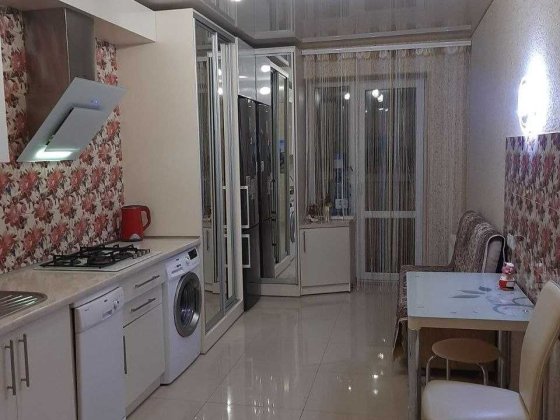 В оренду 90 м² комфорту 2-кімнатна квартира по пров. Кондратьєвський (Інститутський) Сумы