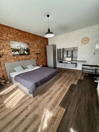 Оренда стильної студії на Дзержинці - фото 1