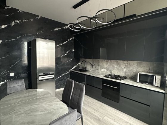 Сдам 2 кімнатну квартиру площа Визволення Кривой Рог