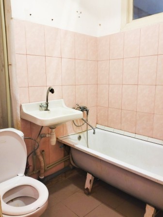 1кімн, є холодильник,без спального місця - фото 1