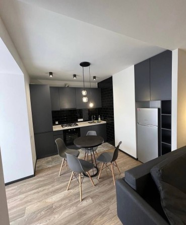 Оренда 1 км квартири поруч з стометрівкою - фото 1