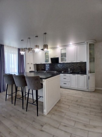 Оренда 2к квартири з евроремонтом. - фото 1