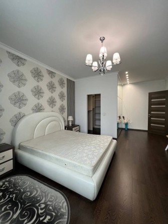 Здається в оренду 1 кімнатна квартира по вул. Коновальця - фото 1