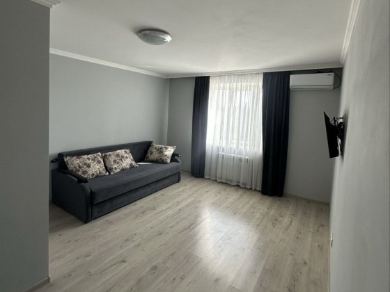 Алмазний нова квартира парковка у дворі вільна Полтава