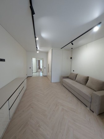 Простора 2 кім 71 м2 в ЖК Паркове Містечко вул. Національної Гвардії - фото 1