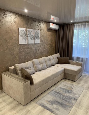 97 квартал ! Здаєтся однокімнатна квартира з євроремонтом! - фото 1