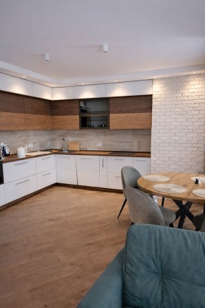 ОРЕНДА елітної  3-кім. квартири, новобудова, ЦЕНТР, ЖК - фото 1