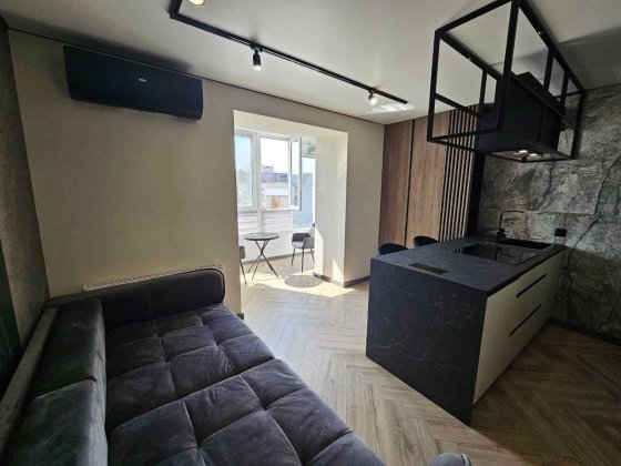 Здається сучасна та затишна квартира після клінгу, поруч ОЗЕРО, парк Тернопіль