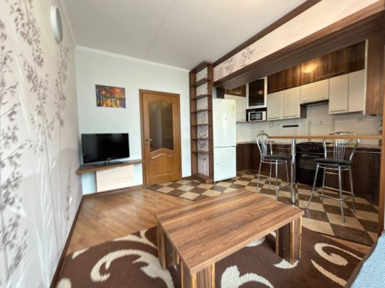 Оренда кухня студія+кімната.Целевича-10 Івано-Франківськ