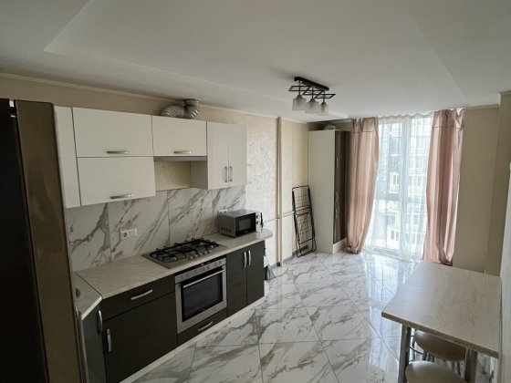 Оренда 1/2 кімнатної квартири на Білогірській (Центр) Тернопіль