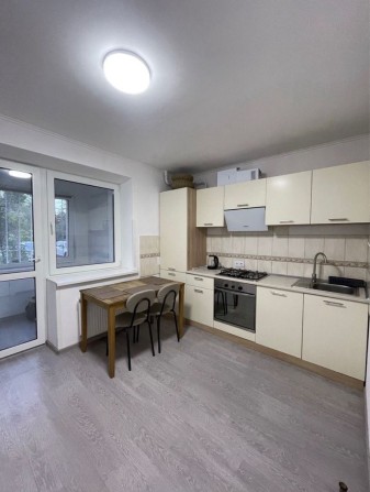 Поділ 1к в Новому будинку  15000+к - фото 1