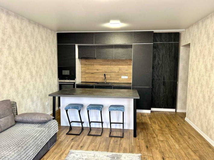 Однокімнатна в новобудові з якісним ремонтом - фото 1